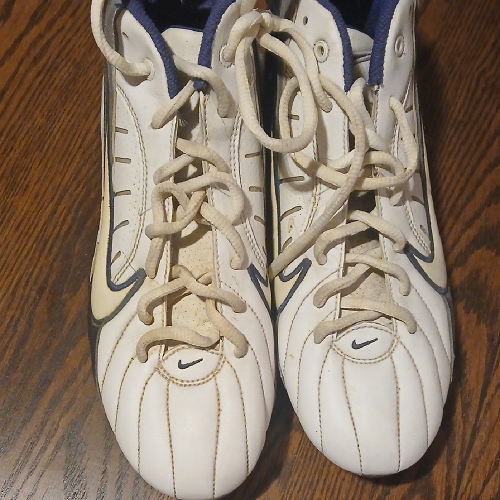 NIKE Baseball Cleats Size 8